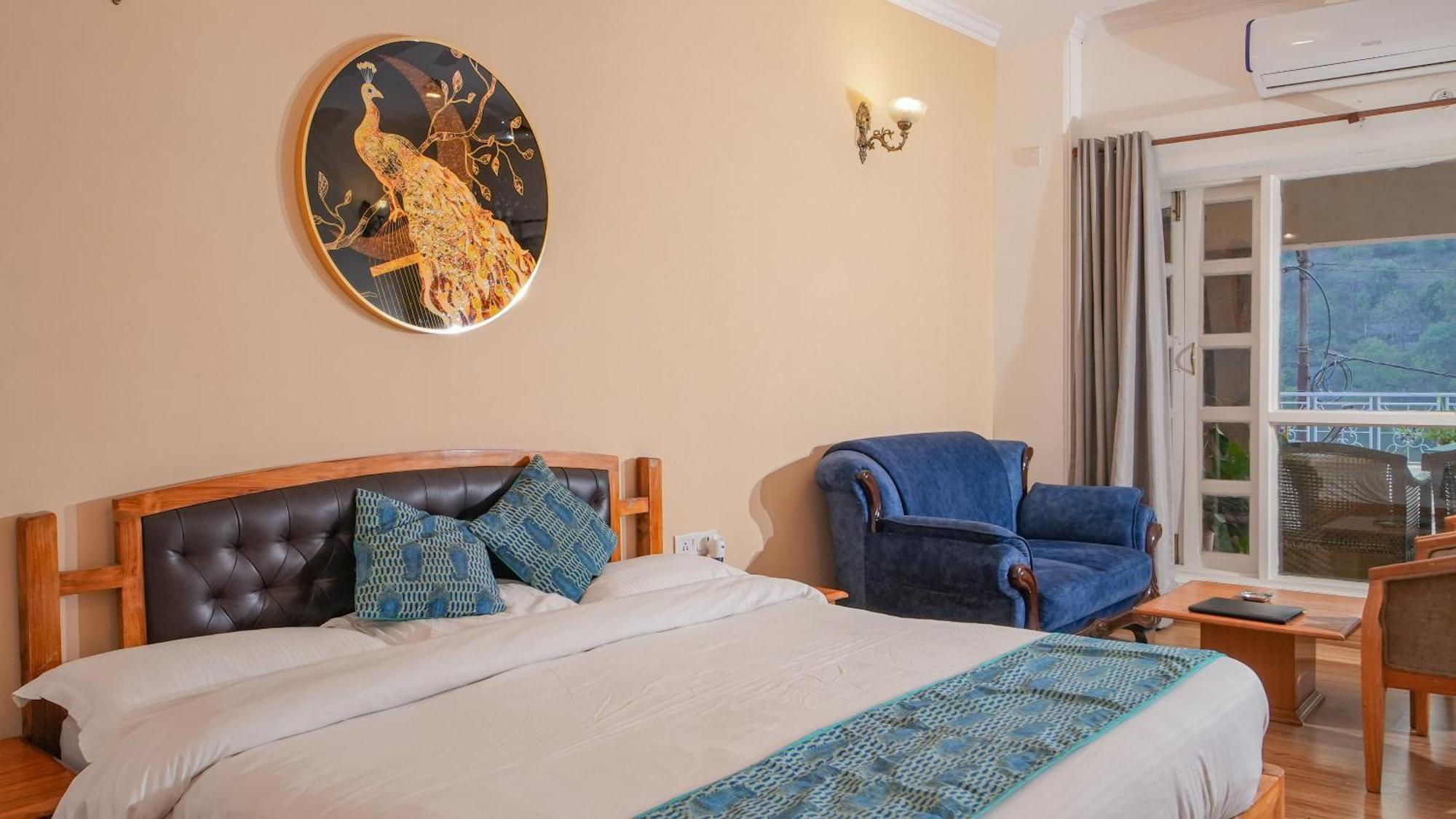 Neelesh Inn- A Luxury Lake View Hotel- 20 Kms From Nainital Bhīm Tāl المظهر الخارجي الصورة