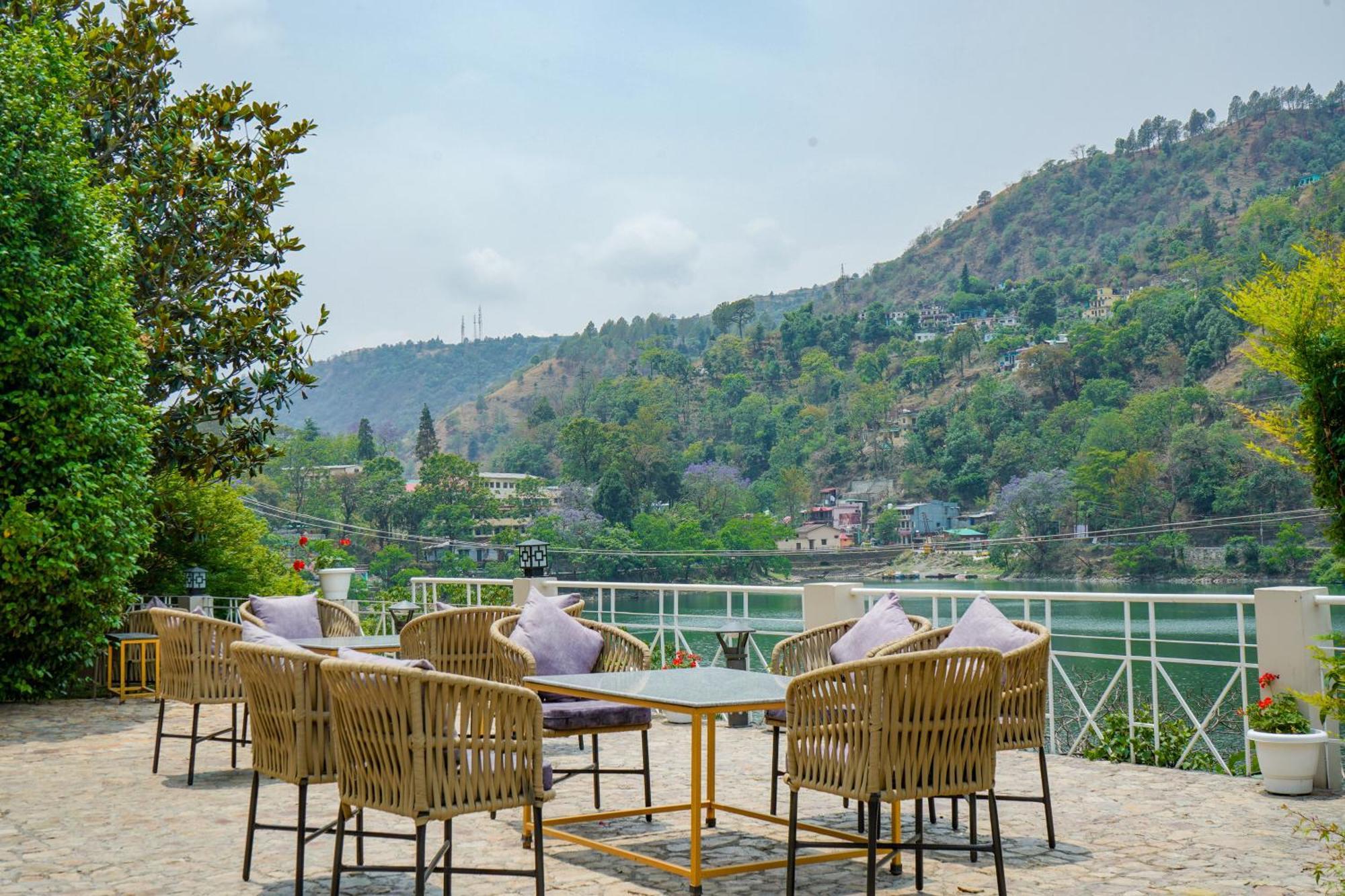 Neelesh Inn- A Luxury Lake View Hotel- 20 Kms From Nainital Bhīm Tāl المظهر الخارجي الصورة